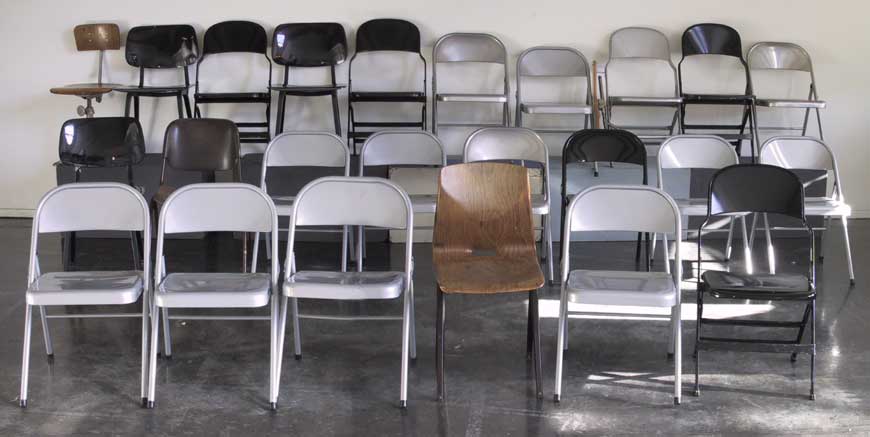 Stoelen in Lokaal 217 / Chairs in Room 217